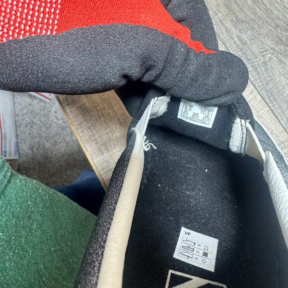 Vans Prism Classic Metallic Suede Slip On Sneakers Women's Size 10.5 - Picture 5 of 7